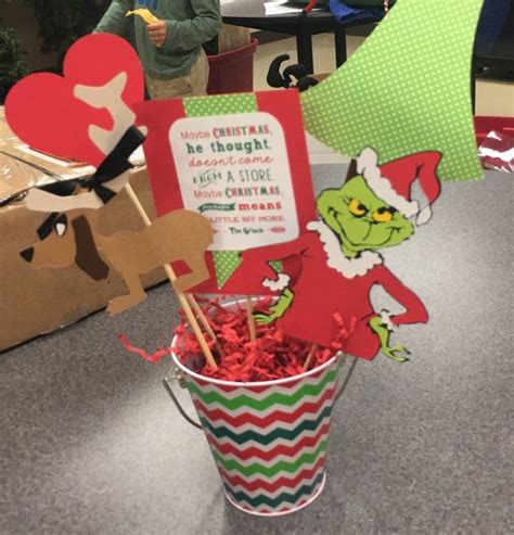 Grinch Centerpieces With Handmade Grinch Max By Leslisdesigns