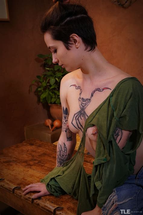 AMATEUR GIRL TheLifeErotic Petting My Pussy 1 Alena