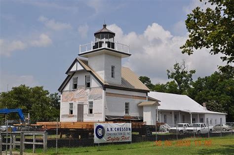 Roanoke River Lighthouse in Edenton NC Roanoke River, Edenton ...