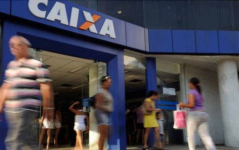 Os Bancos Abrem No Dia 22 De Abril - 8