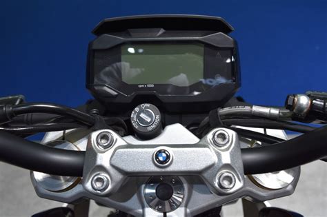 Mẫu naked bike BMW G R sẽ chính thức được tung ra thị trường vào năm sau với giá hấp dẫn