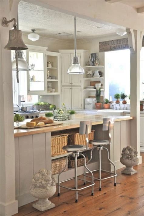 10+ Coastal Farmhouse Kitchen Ideas – DECOOMO