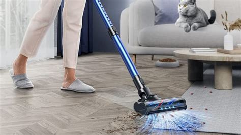 Alternative Dyson super prix sur cet aspirateur balai proposé par Amazon