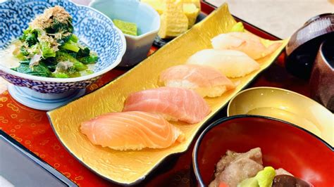 Kanazawa Authentic Japanese Sushi Cooking ClassesActivitiesVISIT