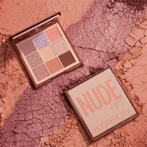 Huda Beauty Nude Obsessions Eyeshadow Palette Light AU