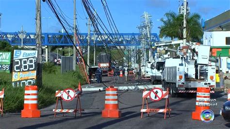 Avenida Continua Interditada Para Reparos Na Rede De Energia Ap S