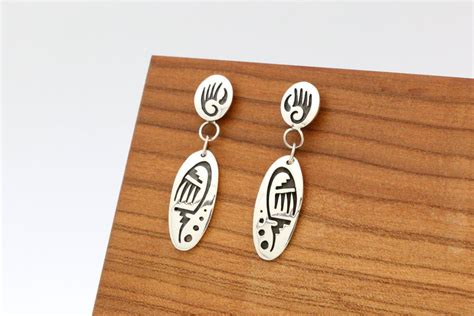 Hopi Bear Silver Paw Earrings Lema S Kokopelli Outlet