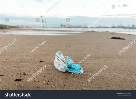 251 Destruction Medical Waste Images, Stock Photos, 3D objects