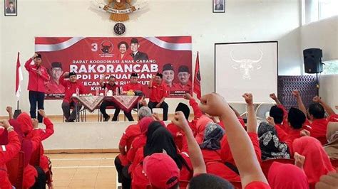 Pilwali Surabaya Pdip Sosialisasikan Kandidat Wali Kota Dan