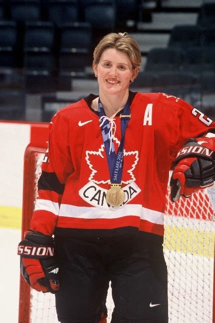 Hayley Wickenheiser | Women's hockey, Hayley wickenheiser, Hockey life