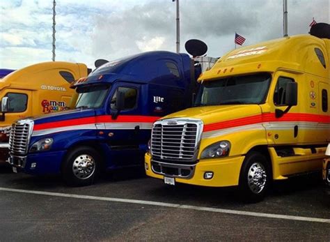 Transporter Hauler Freightliner Nascar Trucks