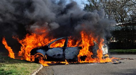 Por qué se incendian los coches eléctricos Brand Cars