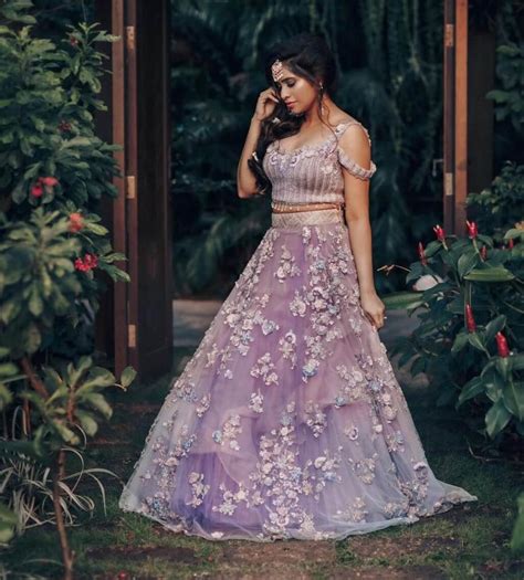 Pretty Lehenga Blouse Designs To Jazz Up Your Bridal Look