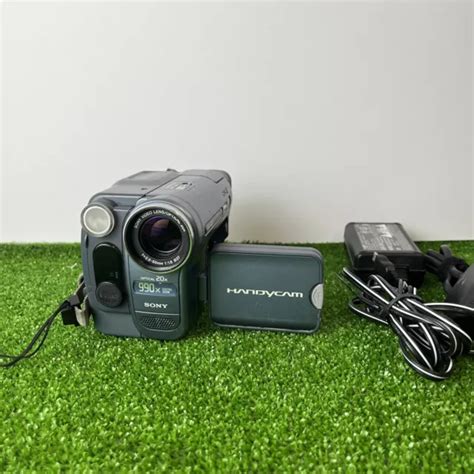 SONY CCD TRV228E HANDYCAM 8mm Video8 Hi8 Camcorder Video Camera 2