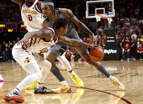 Tamin Lipsey Scores 14 No 6 Iowa State Beats West Virginia 71 64 For