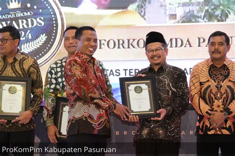 Pemkab Pasuruan Terima Tiga Penghargaan Radar Bromo Award