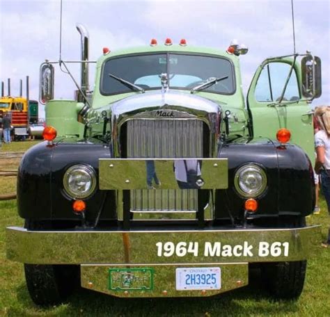 A Collection Of Old School Mack Truck Pictures You Shouldnt Miss