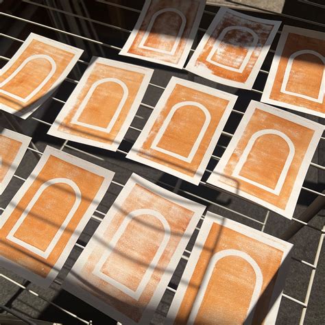 Making ink & block printing with earth — He Kapunga Oneone