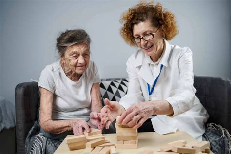 Indoor Games For Seniors - Tips for happy family