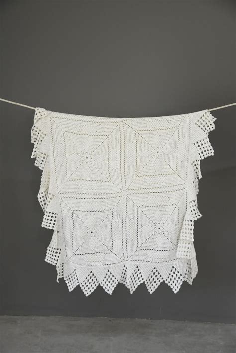 Vintage White Cotton Crochet Bedspread – Kernow Furniture