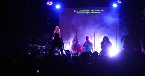 Sodelavka Pussy Riot Nima Sre E Kaj Se Ji Je Spet Zgodilo Svet Metropolitan Si