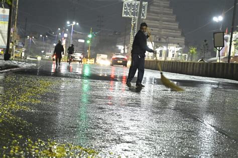 Indore Weather Update: Cloudy weather continues…… Citizens greeted with ...