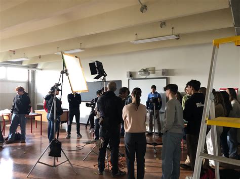 Finestre sul Mondo: Laboratorio, Cinema, Territorio - IIT G. Mazzotti