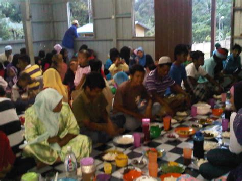 WZWH Berbuka Bersama Penduduk Ulu Tembeling