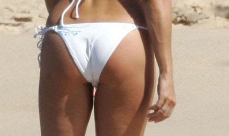 Nicolette Sheridan Is Rockin A Bikini Again Of The Day DrunkenStepFather