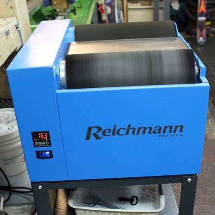 Free Hot Wax In Mammoth Lakes