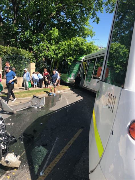 Massive tram accident on Cotham Road! : r/melbourne