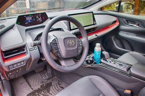 Prius 2024 Interior - Max Lainey