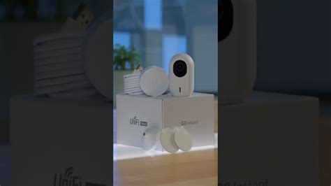 11 Unboxing An Instant IoT Camera UniFi Protect G3 Instant LONG SHORT