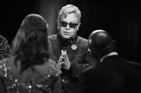Harvard Honoring Elton John For Efforts Fighting HIV, AIDS | Billboard