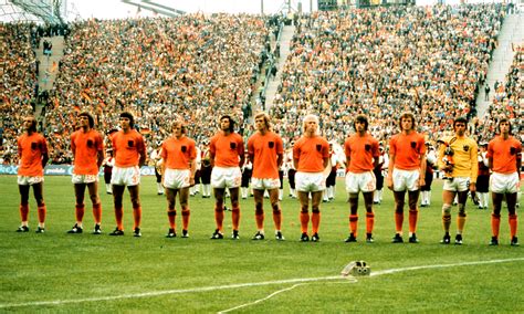 Het Nederlands Elftal In Het Oranje Zo Vanzelfsprekend Was Dat Niet