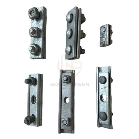 Aerial Pole Line Hardware Hot Dip Galvanized Carbon Steel 3 Bolts Straight Cable Suspension