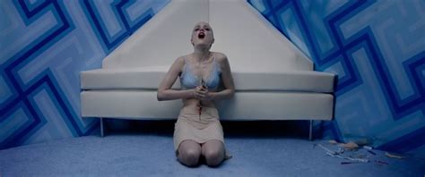 Naked Bella Heathcote In The Neon Demon