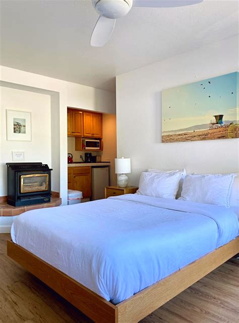 Stinson Beach Cabins & Rooms | Sandpiper Lodging