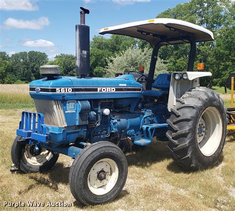 Ford Tractor In Smithville Mo Item Fl Sold Purple Wave