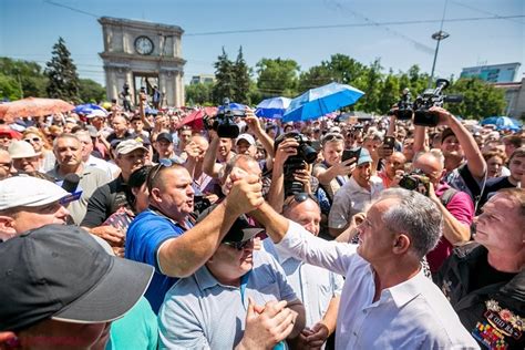 Primul MESAJ al lui Vlad Plahotniuc de când a plecat din R Moldova