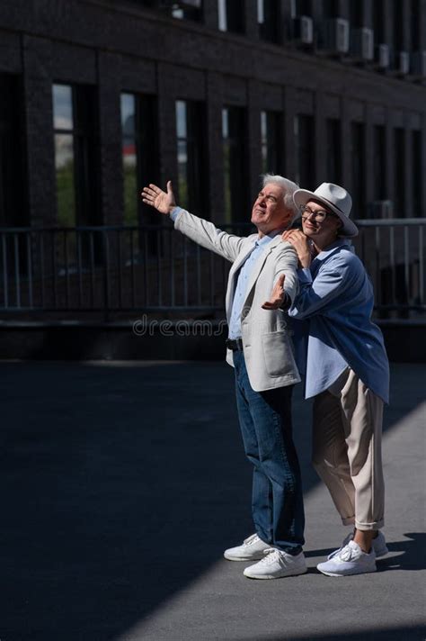 Mature Couple Walking Around The City And Sightseeing Stock Image Image Of Bonding Closeness