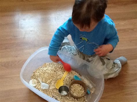 Oatmeal Sensory Bin Dall Bariscak Sensory Bins Sensory Bin Play