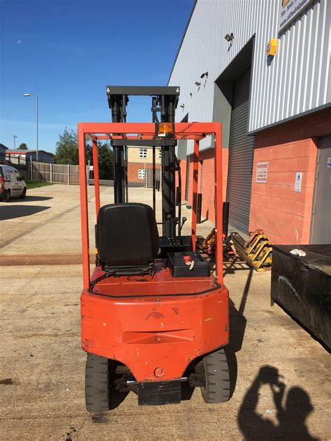 Bt Electric Forklift Used Used Bt Rolatruc Cb T Electric