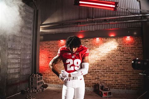 Badger247 On Twitter Four Star Tailback Dilin Jones Loved His