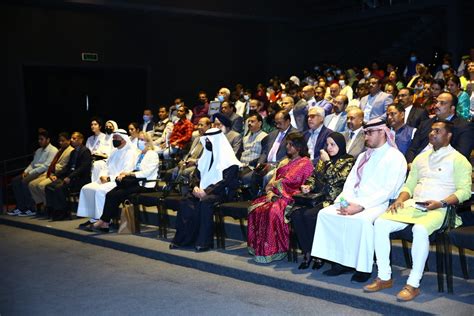 صحيفة الكويتية السفير الهندي افتتح مهرجان روعة الهند في الكويت