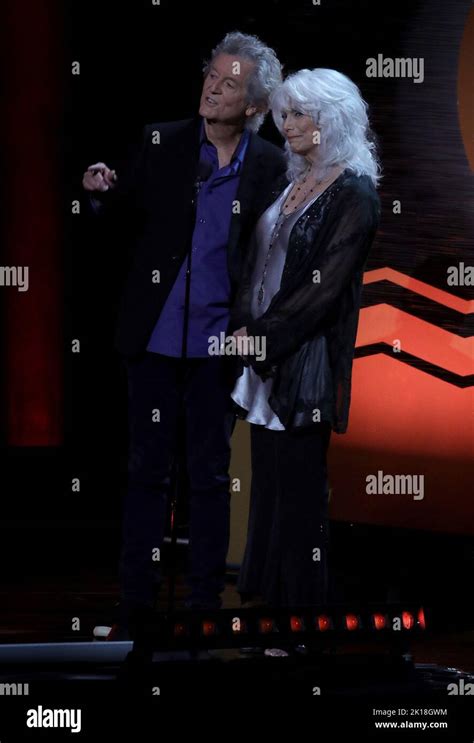 Rodney Crowell EmmyLou Harris On Stage For CMT GIANTS VINCE GILL