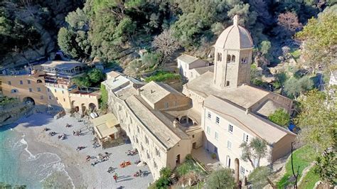 Baia San Fruttuoso Da Camogli Via Pietre Strette Youtube