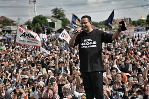 Anies Kampanye Akbar Perdana: Luar Biasa, Ribuan Orang Datang Inisiatif ...