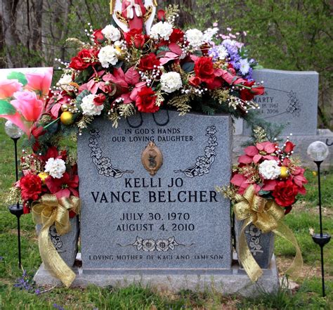 Obituary and Memorial Service for Kelli Doll 17