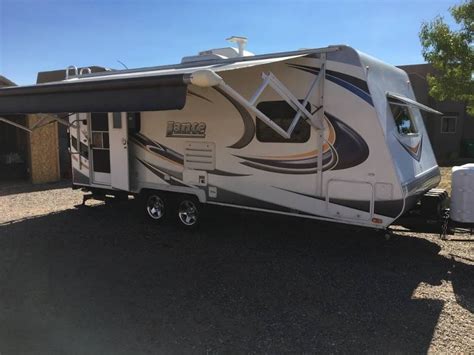 2014 Lance Lance Travel Trailers 1885 Rvs For Sale